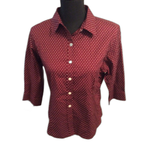 L.L. Bean Tops - L.L. Bean Small S Wrinkle Free Wine Print blouse Womens